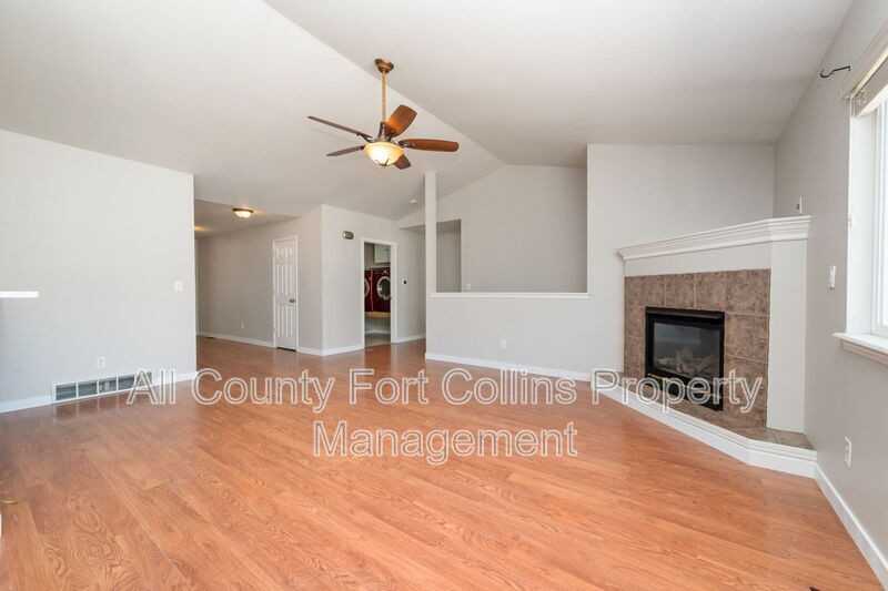 224 Whitney Bay - Photo 3 of 21