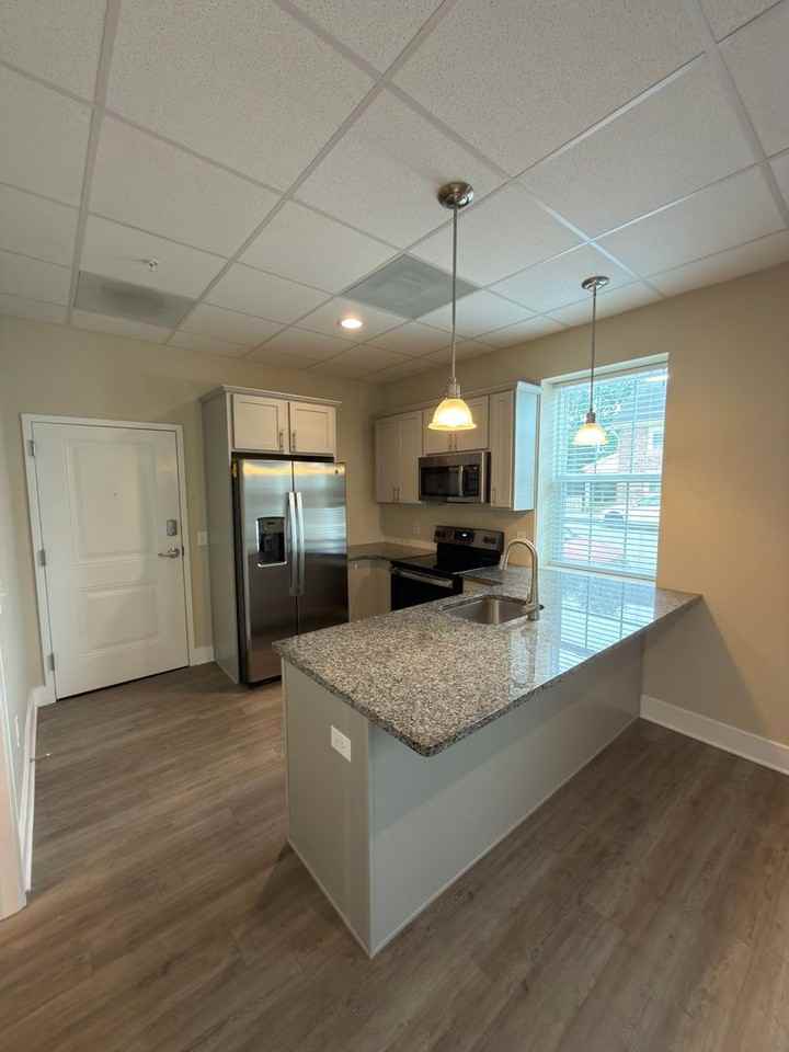 421 W King St #40 - Photo 3 of 11