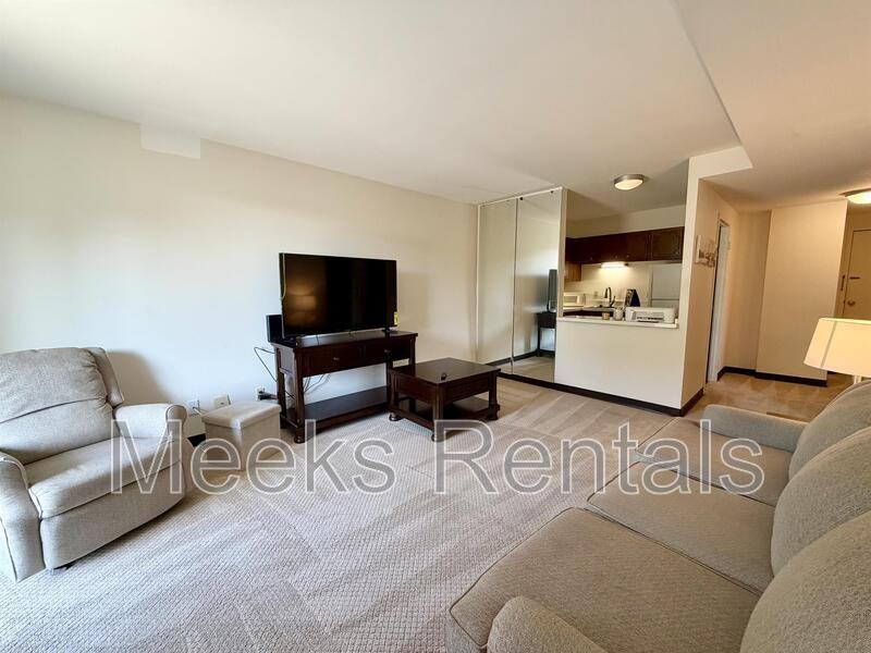1800 Roundhill Rd - Photo 2 of 11