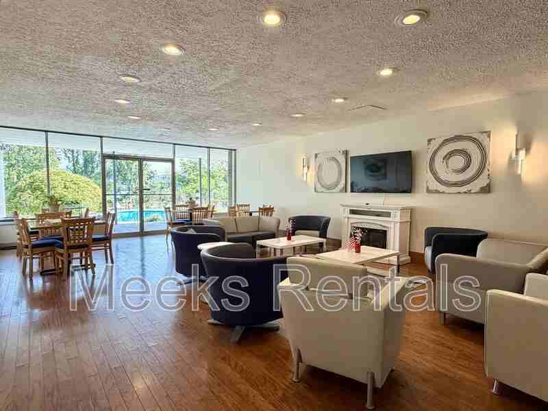1800 Roundhill Rd - Photo 6 of 11