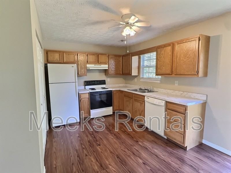 120 Mount Vernon Ln - Photo 6 of 10