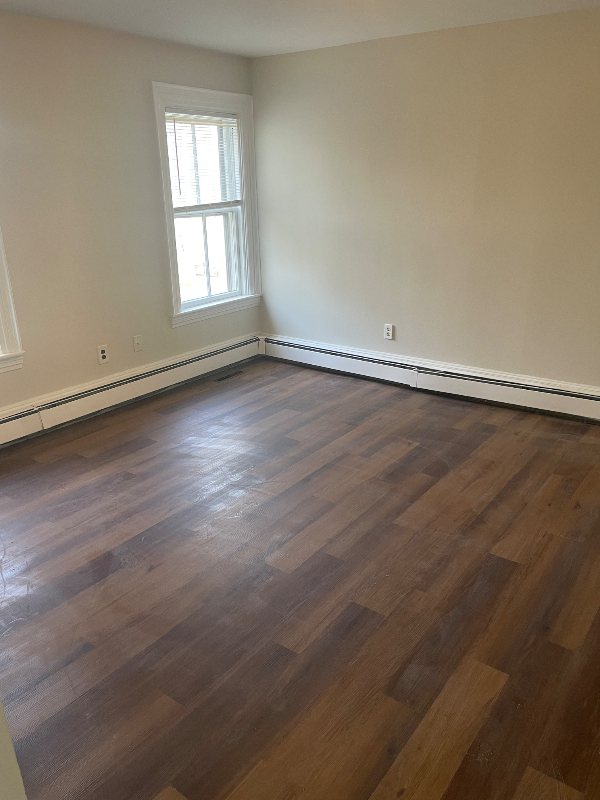 43 Mechanic St - Photo 5 of 13
