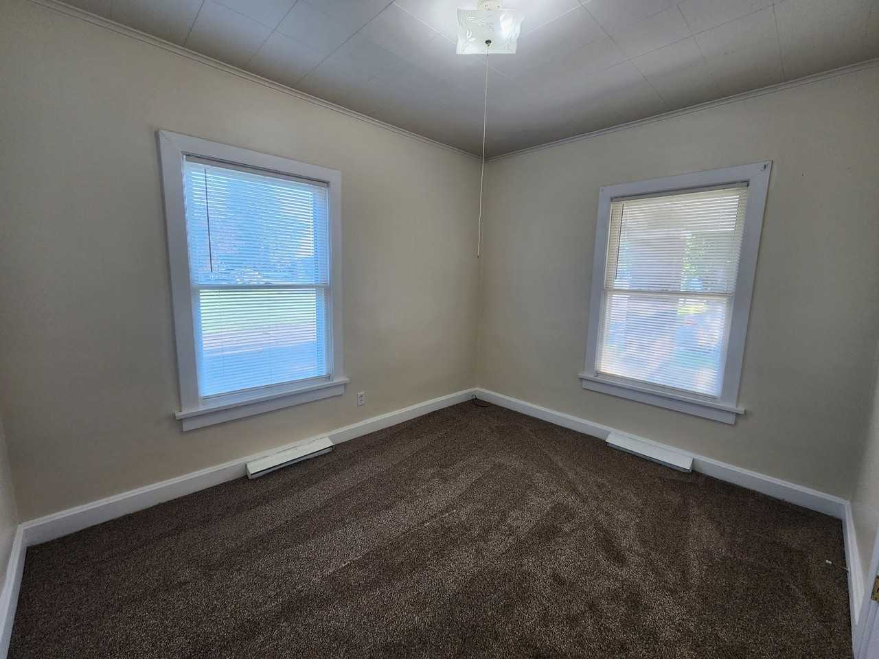 3148 N 21st St - Photo 7 of 20