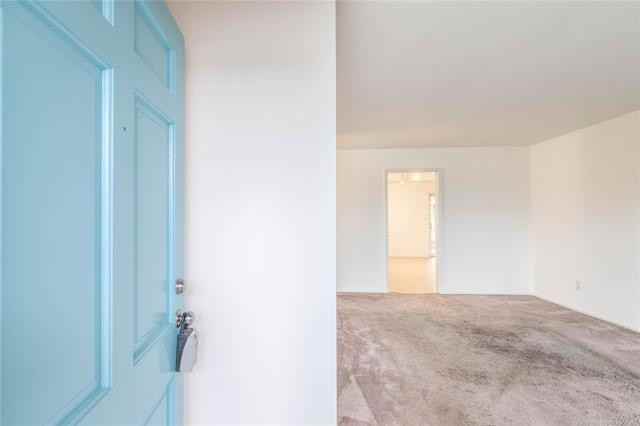 2531 E Skelly Dr - Photo 2 of 22