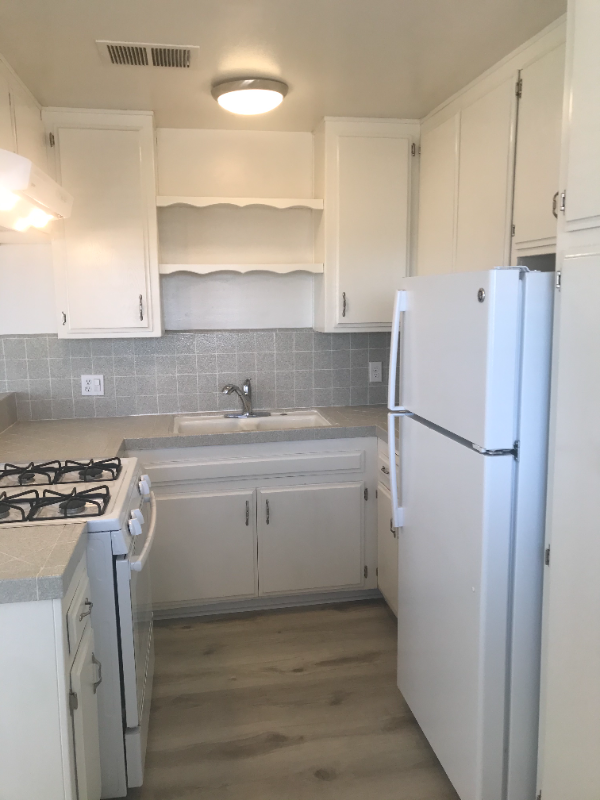 926 Emerson Ave #A - Photo 4 of 6