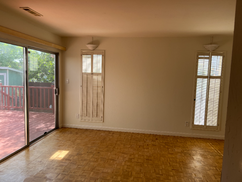 25841 Bryn Mawr Ave - Photo 5 of 12