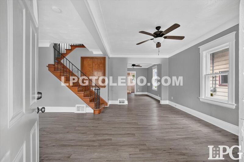 31 Nevada St - Photo 4 of 35