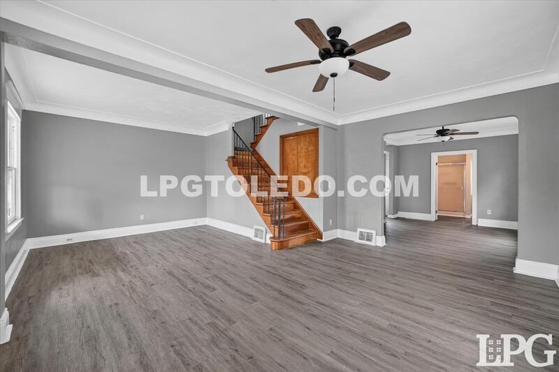 31 Nevada St - Photo 7 of 35