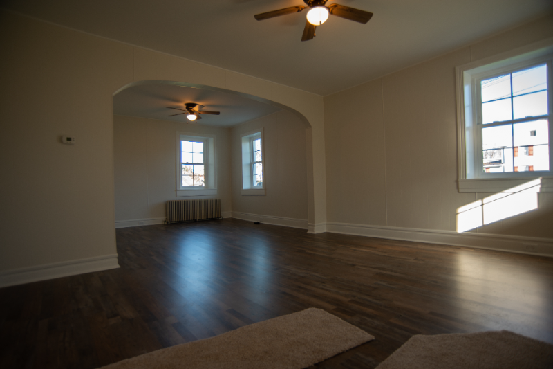 210 Canal St - Photo 3 of 16