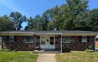 featured image of 1211 S Lombard Ave
