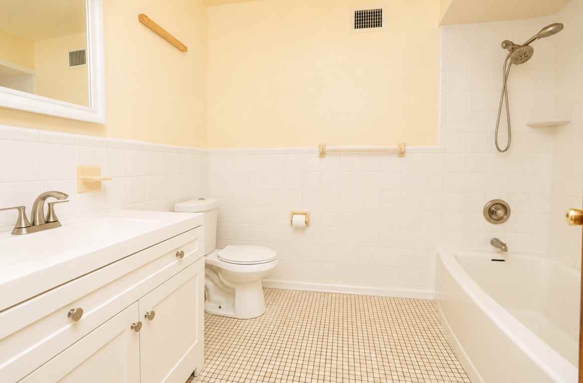 839 Walnut St #2 - Photo 4 of 11