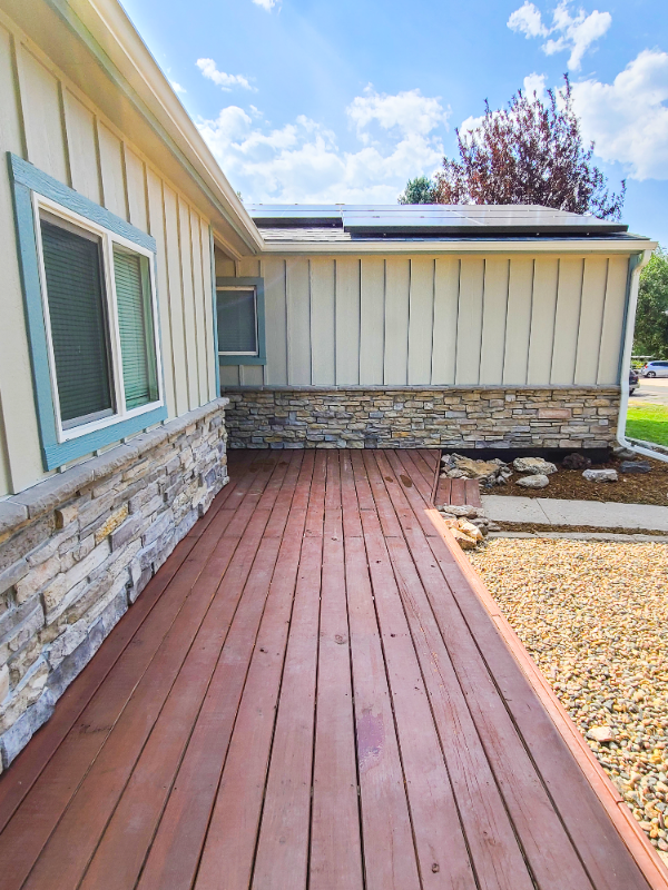305 Redwood Dr - Photo 3 of 33