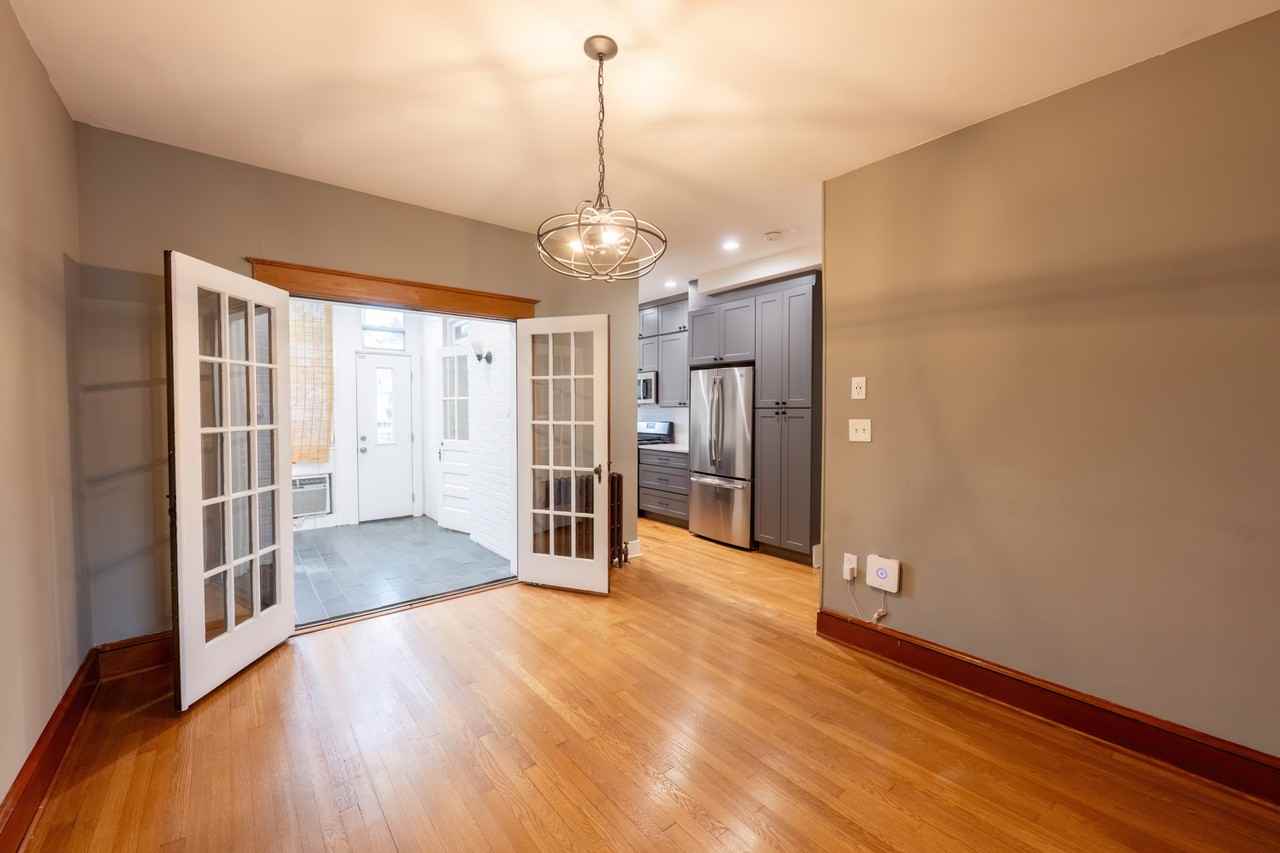 317 Ingraham St Nw #NA - Photo 7 of 30