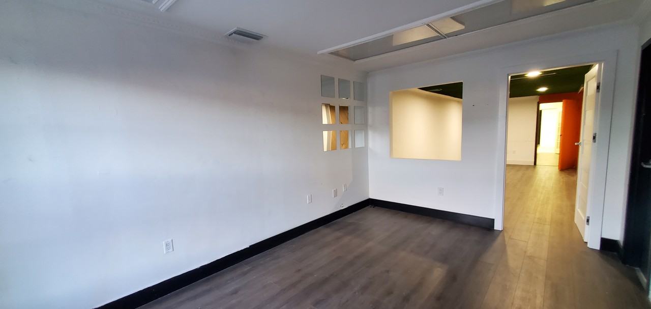 8347 Nw 54th St #8347 - Photo 2 of 20