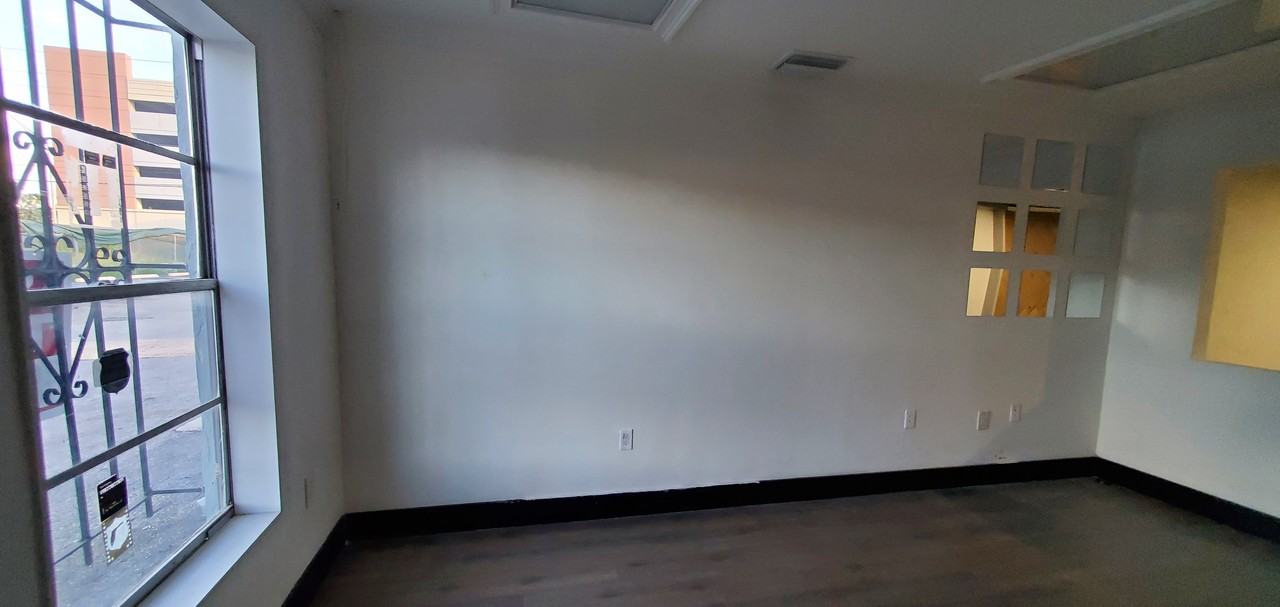 8347 Nw 54th St #8347 - Photo 5 of 20