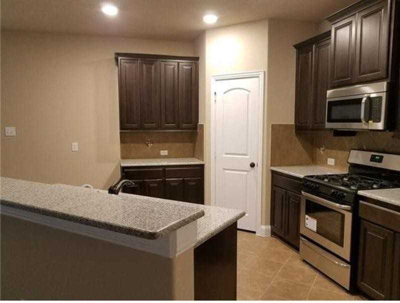 638 Teakwood Dr #NA - Photo 7 of 23