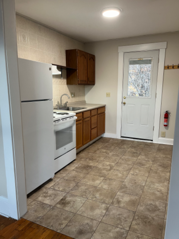 21 Pleasant St #3 - Photo 3 of 10