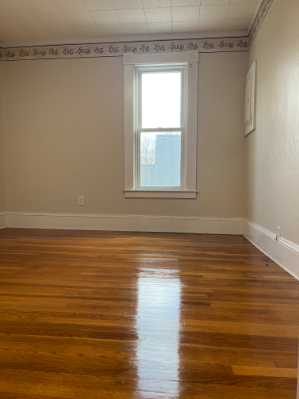 21 Pleasant St #3 - Photo 4 of 10
