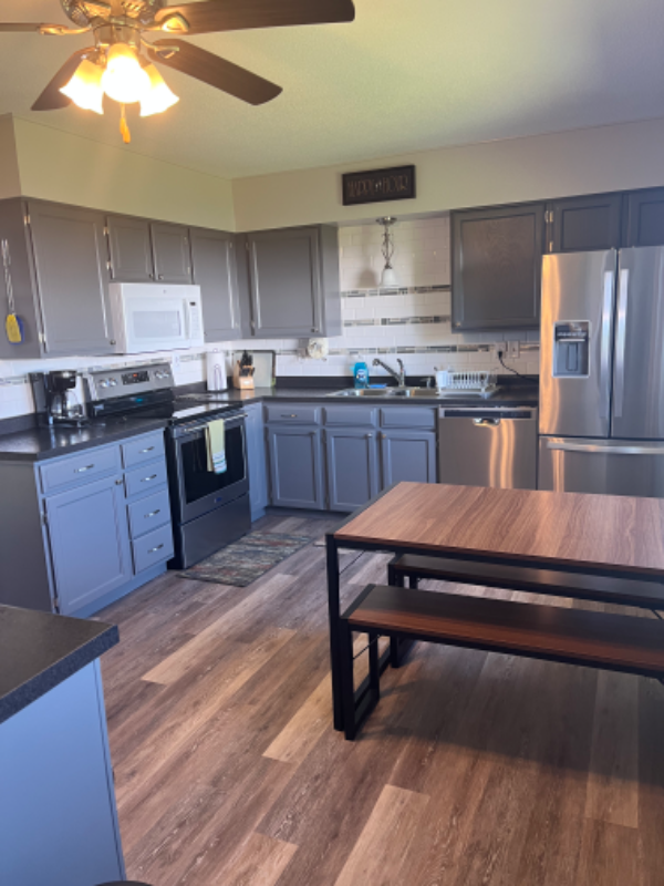 1213 1st Ave - Photo 3 of 11