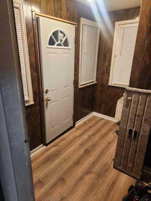 733 Parker Ave - Photo 3 of 13