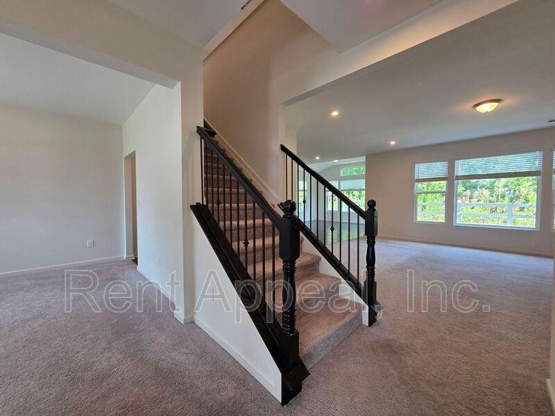 8170 Brewton Bnd - Photo 5 of 19