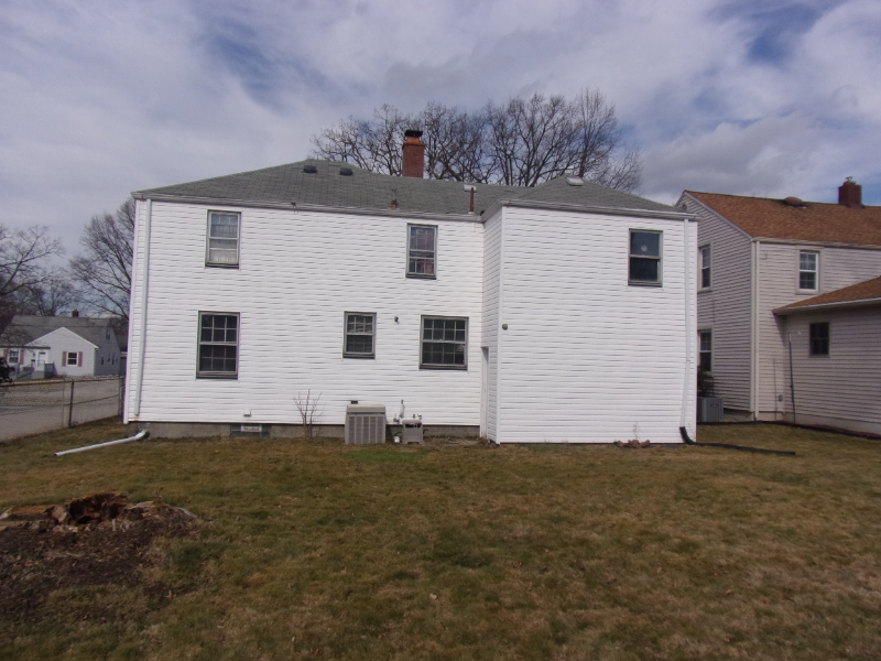 1926 Atlantic St Ne - Photo 2 of 11