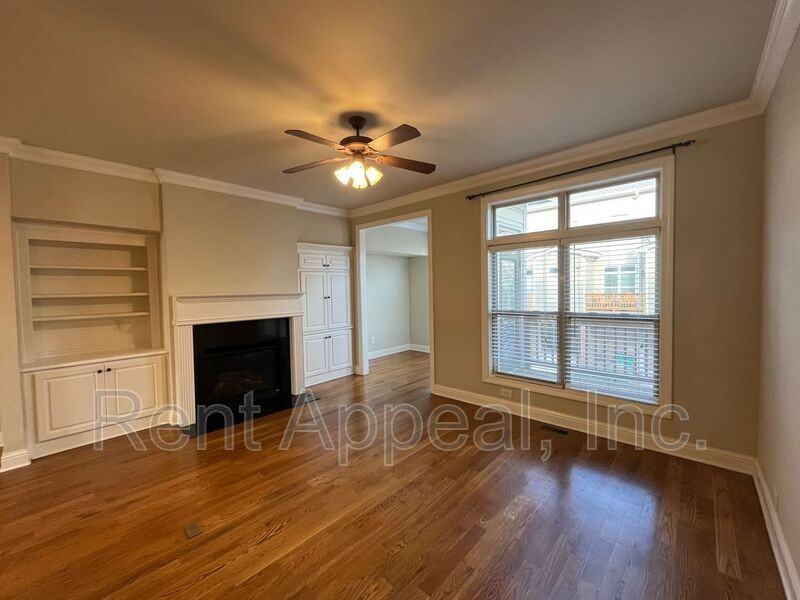 4863 Carre Way - Photo 4 of 16