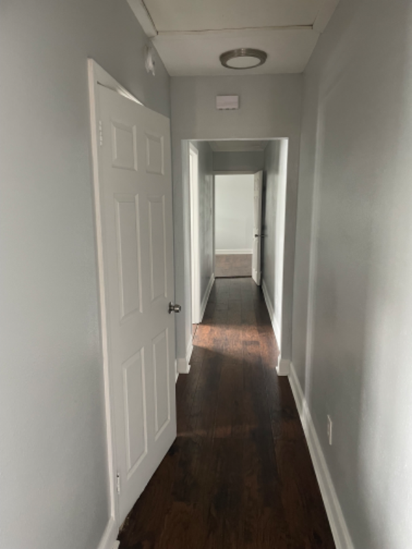 812 S Cumberland St - Photo 4 of 10