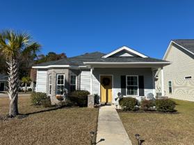 101 Palm Cove Cir - Photo 1 of 1