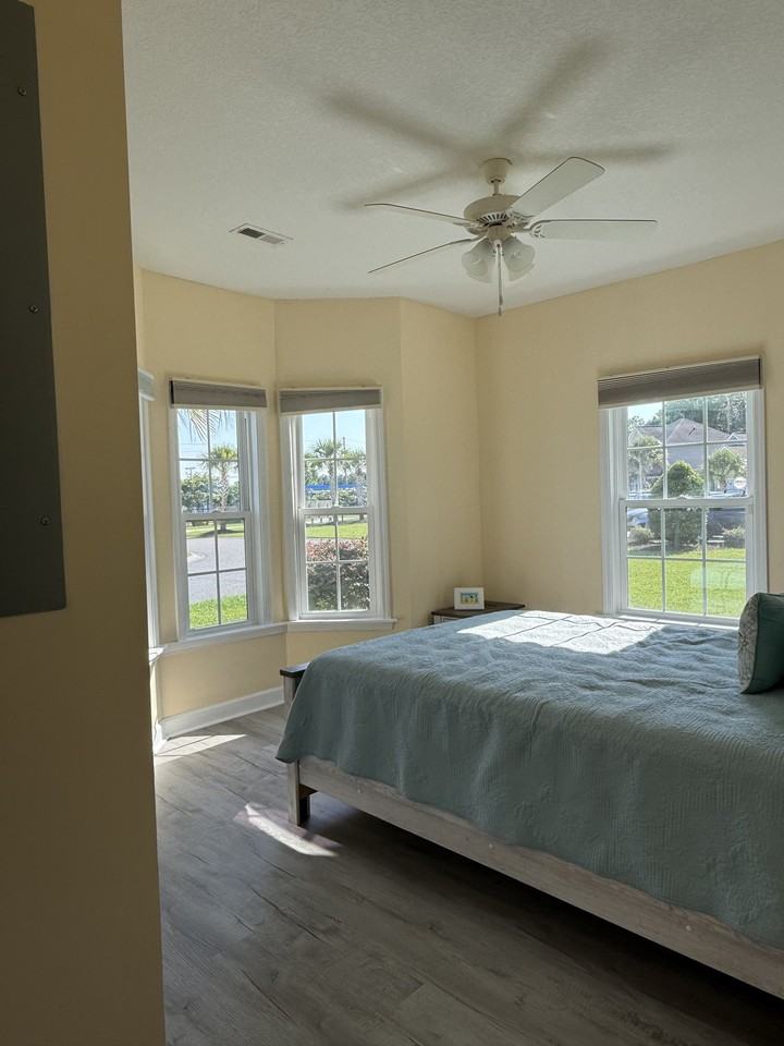101 Palm Cove Cir - Photo 5 of 20