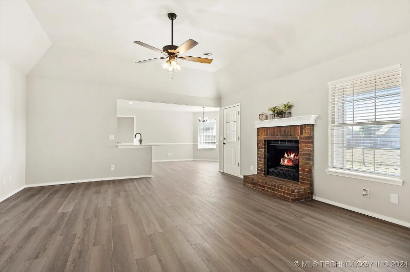8920 E 135th St S - Photo 6 of 27