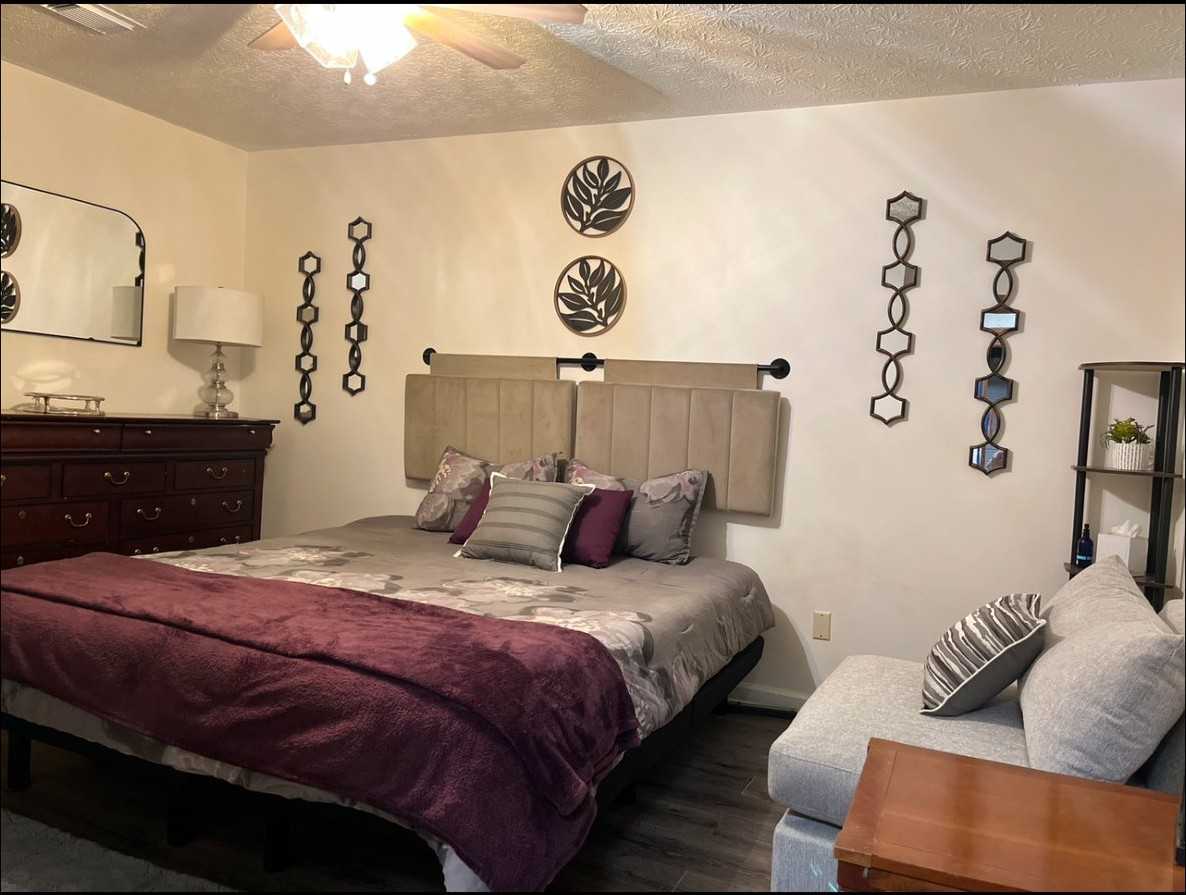 5467 Windwood Rd - Photo 2 of 5