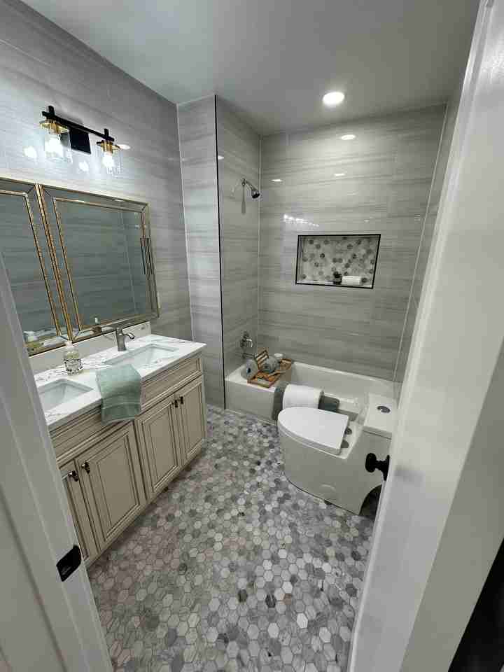 1487 Halifax St - Photo 3 of 4