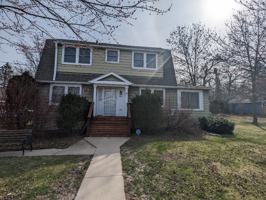 featured image of 604 Wilmot Ave #B