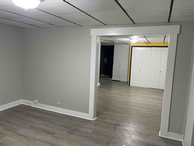 1612 Mack Ave - Photo 4 of 16