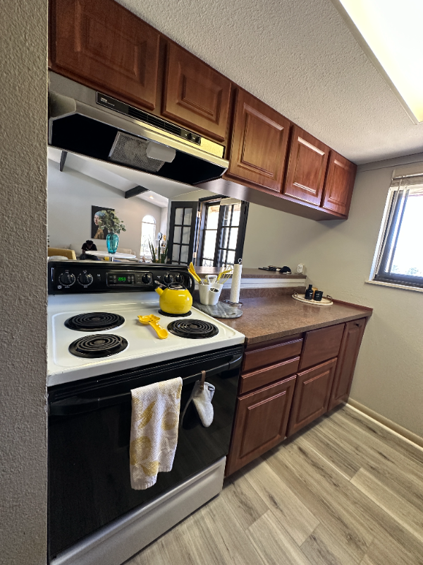 1098 Fontmore Rd #C - Photo 6 of 19