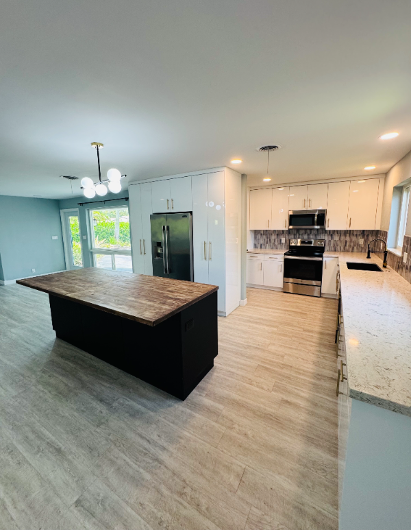 2171 Ne 62nd Ct - Photo 6 of 20