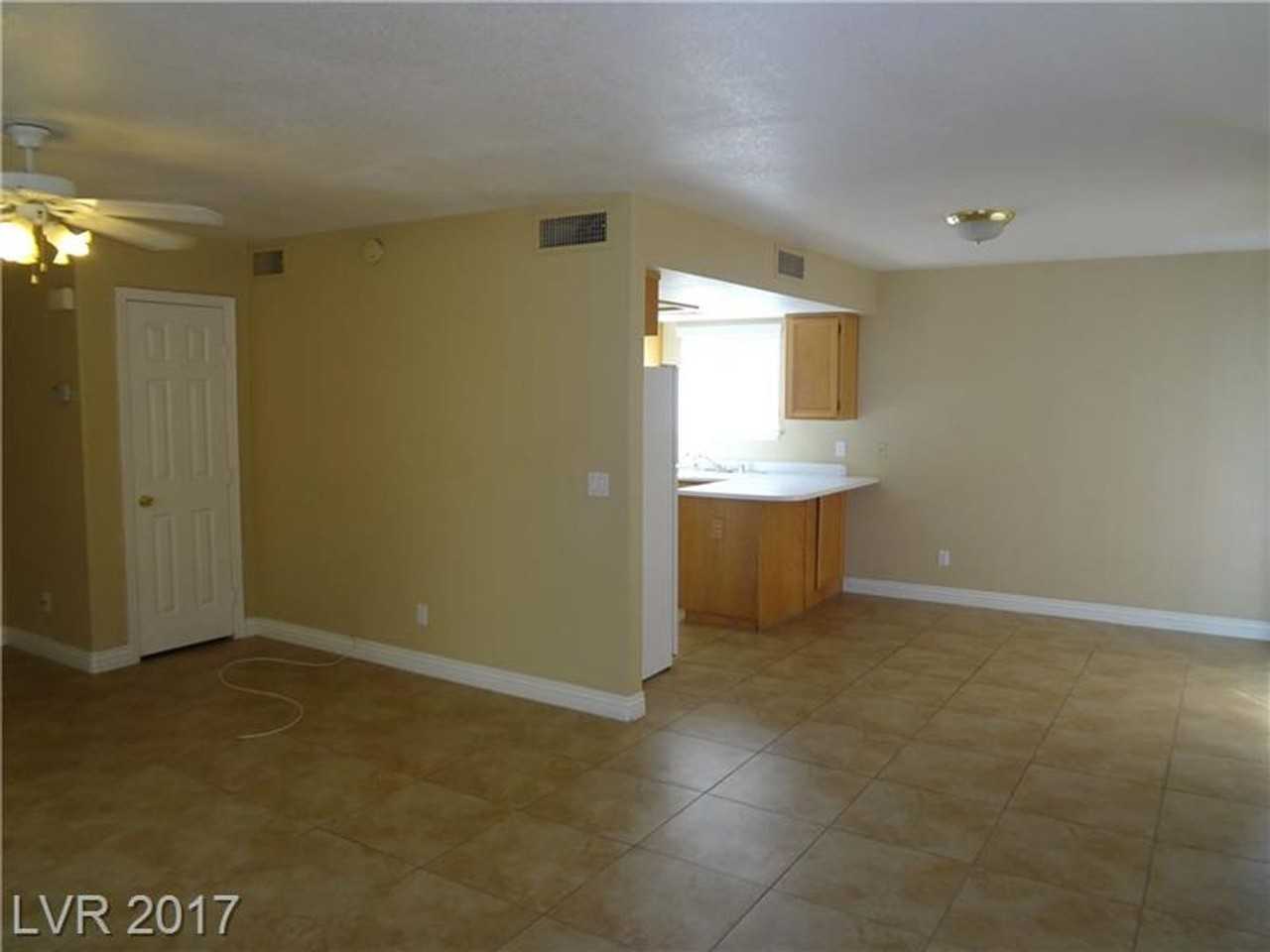 7509 Bowles Dr - Photo 6 of 16