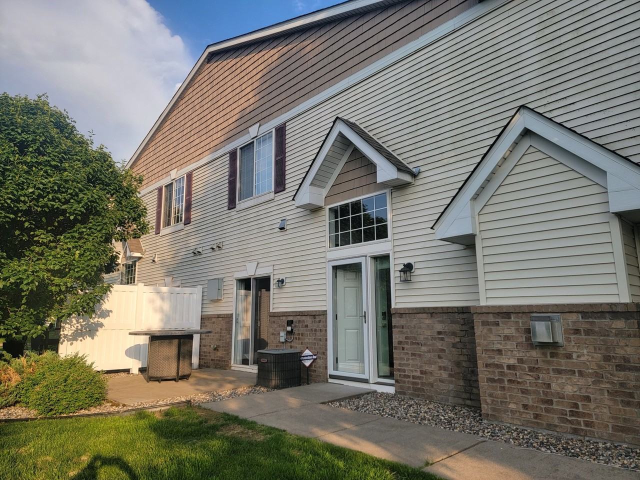 18445 Lafayette Way - Photo 2 of 15