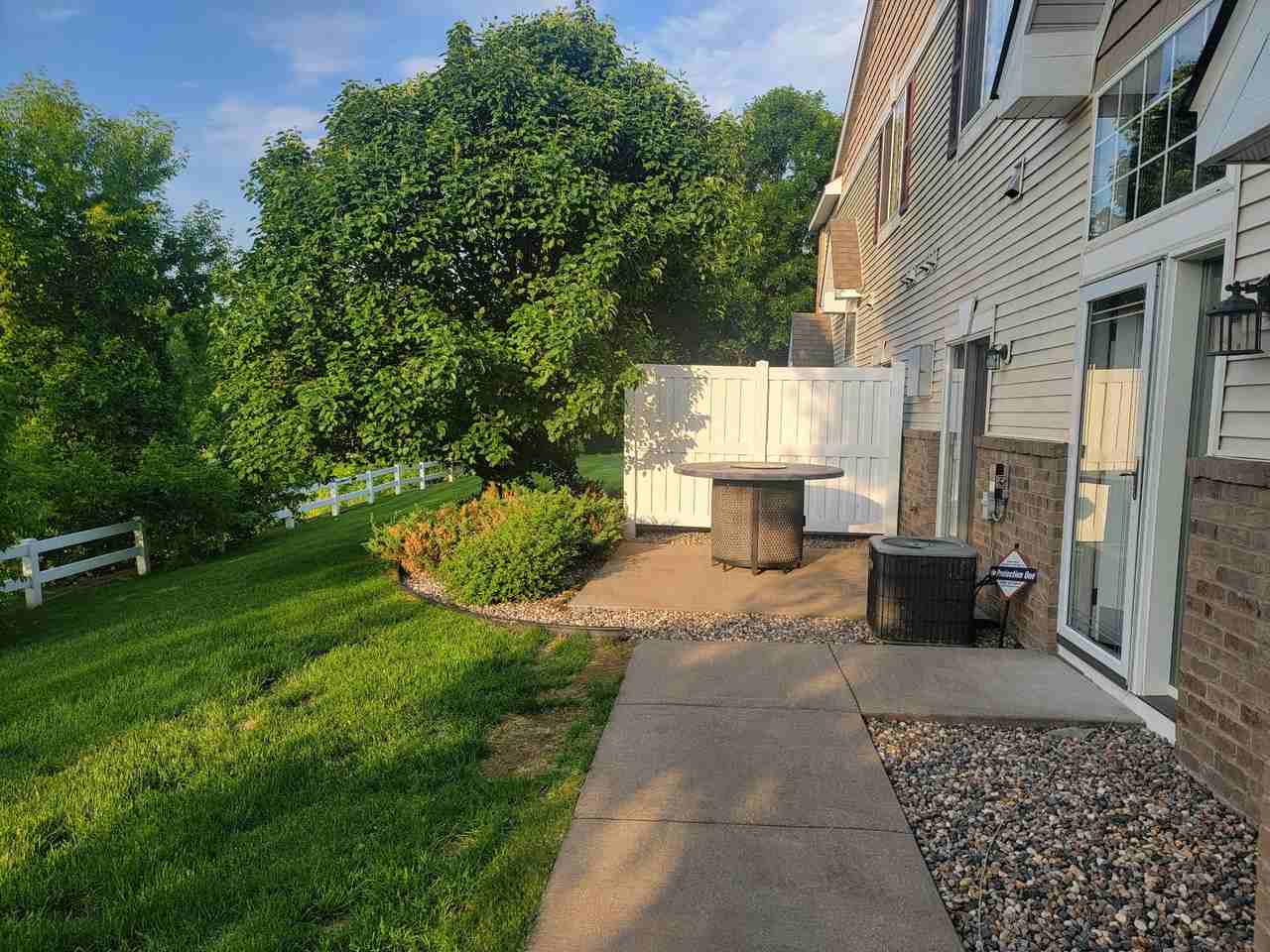 18445 Lafayette Way - Photo 3 of 15