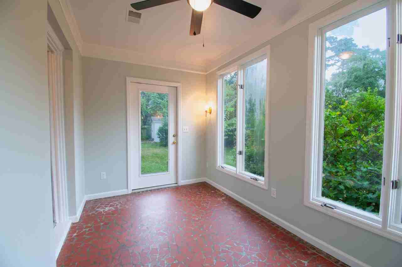 134 Lausanne Dr - Photo 4 of 13