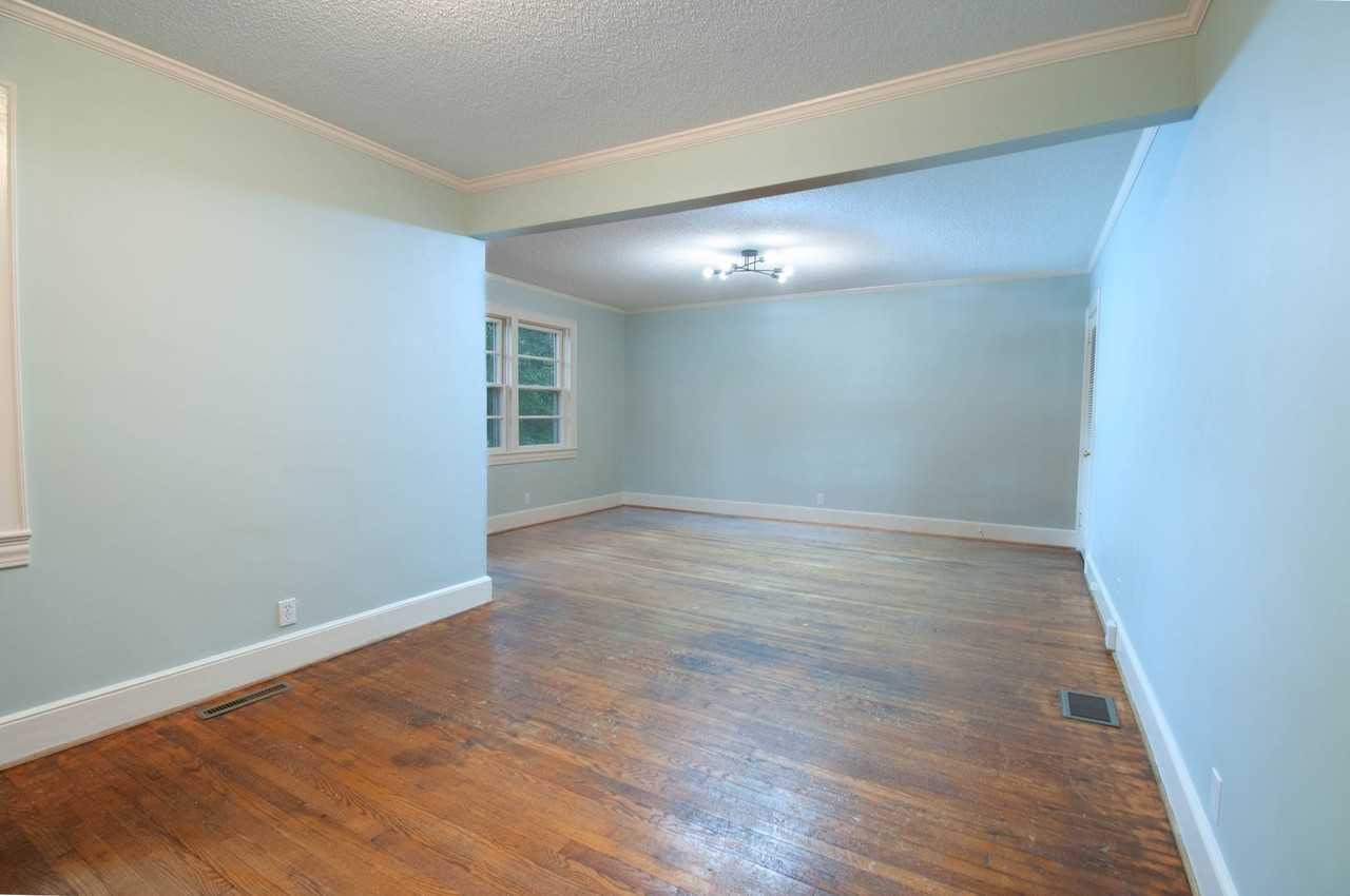 134 Lausanne Dr - Photo 5 of 13