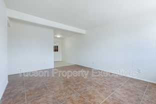 4235 E Lee St - Photo 1 of 1