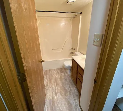 7326 Hampton Ave #A - Photo 3 of 11