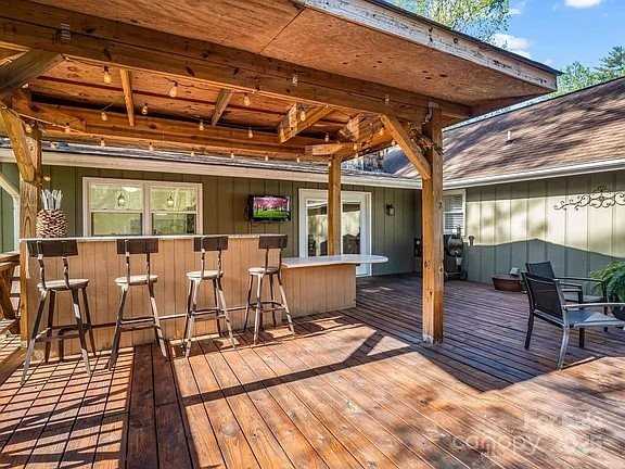 4075 Little River Rd - Photo 3 of 19