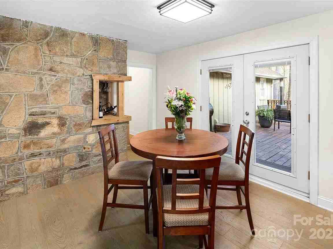 4075 Little River Rd - Photo 6 of 19