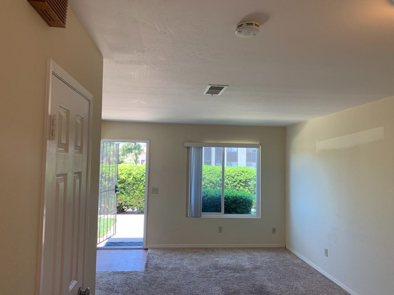 10142 Peaceful Ct - Photo 3 of 15