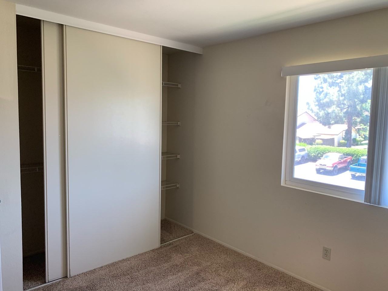 10142 Peaceful Ct - Photo 6 of 15
