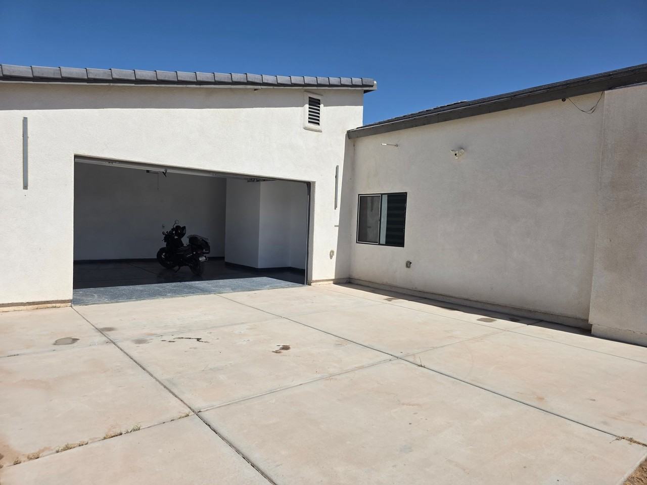 17187 S Avenue B 1/2 - Photo 2 of 14