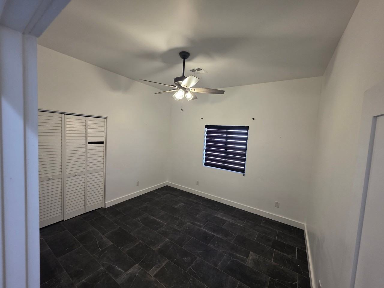 17187 S Avenue B 1/2 - Photo 7 of 14